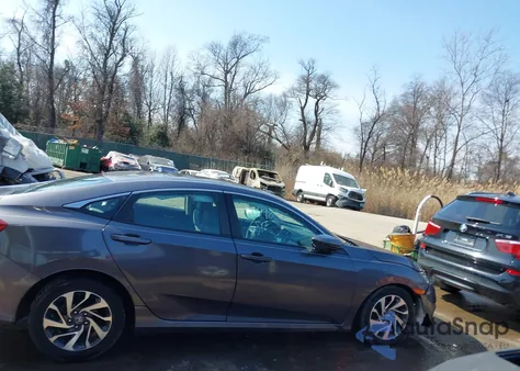 2016 Honda Civic Ex z USA, uszkodzony, nr VIN 19XFC2F79GE235502